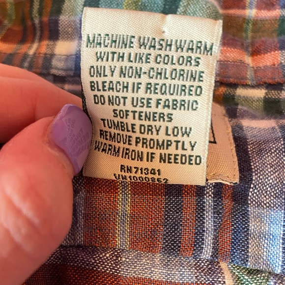 Button down plaid - Picture 3 of 3